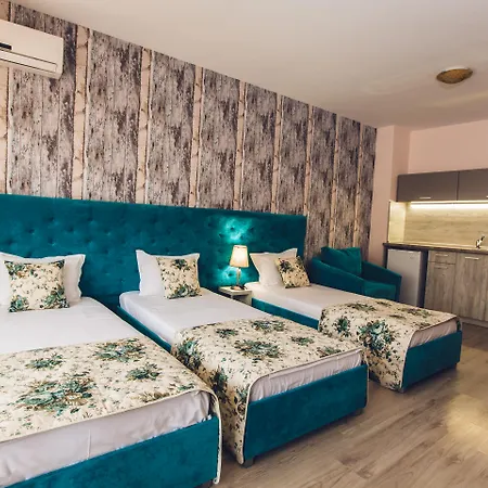 Avenue Deluxe 4*