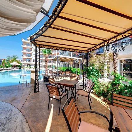 Avenue Deluxe 4* Sunny Beach